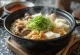 Kiritanpo Nabe με ζυμαρικά Shirataki, πλούσια ιαπωνική σούπα με λαχανικά και ζυμαρικά