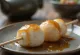 Mitarashi dango ρυζομπαλάκια, βουτηγμένα σε γλυκιά σάλτσα σόγιας