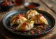 Szechuan Gyoza σε σερβίρισμα σάλτσας σόγιας