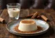 Panna cotta κανέλας σερβιρισμένη