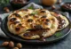 Ψωμί naan με Nutella σερβιρισμένο